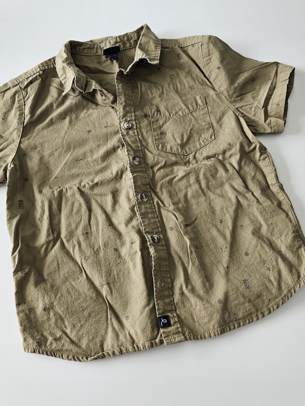art class Boys' Short Sleeve Button-Down Shirt in Olive Green